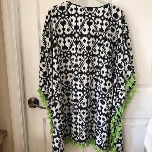 Beaches & Boho Coverup Size S/M - Picture 2 of 8